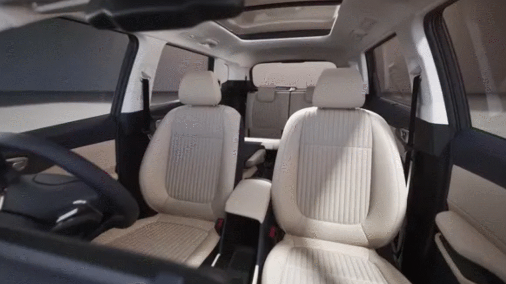 Interior Of Kia Clavis