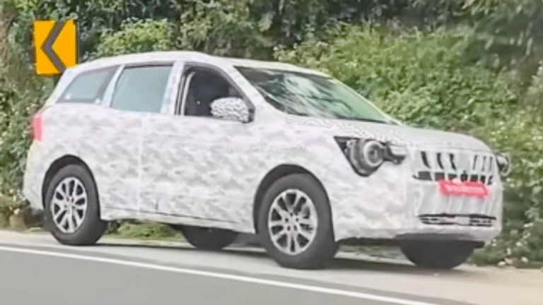 Mahindra XUV700