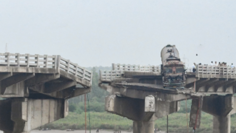 Vadodara Gambhira Bridge