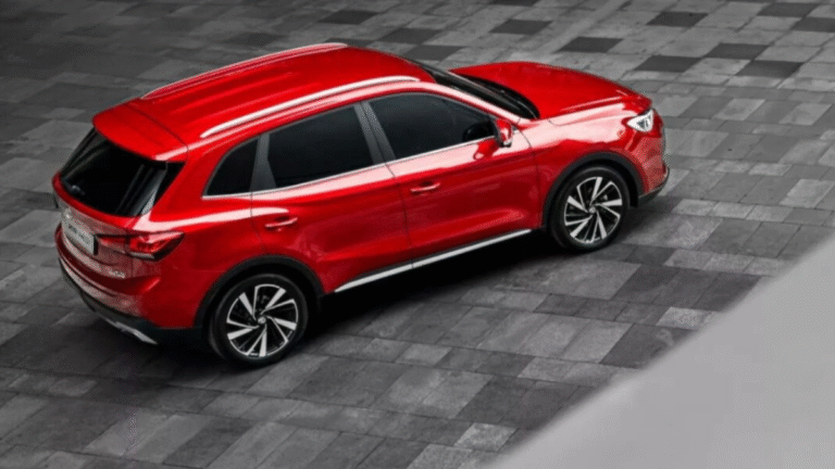 7-seater hybrid SUV