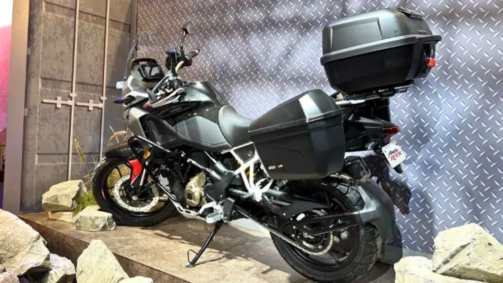 TVS Apache RTX