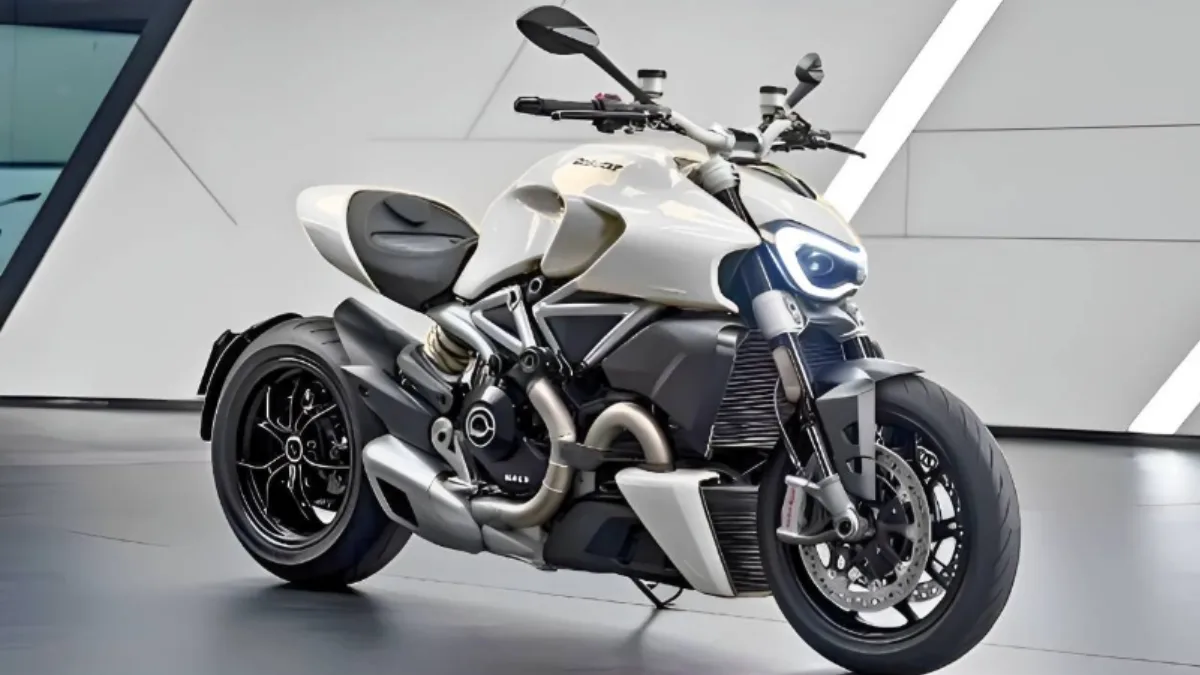 Ducati Diavel V4 2025