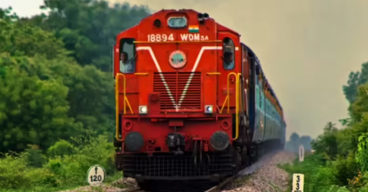 Bengaluru–Hubballi Superfast Express train running regularly with reduced ticket fares