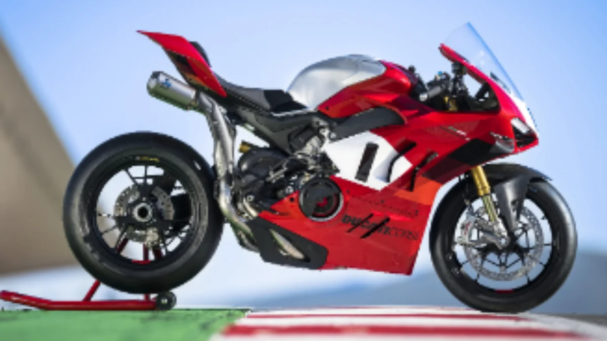 Ducati Panigale V4 R