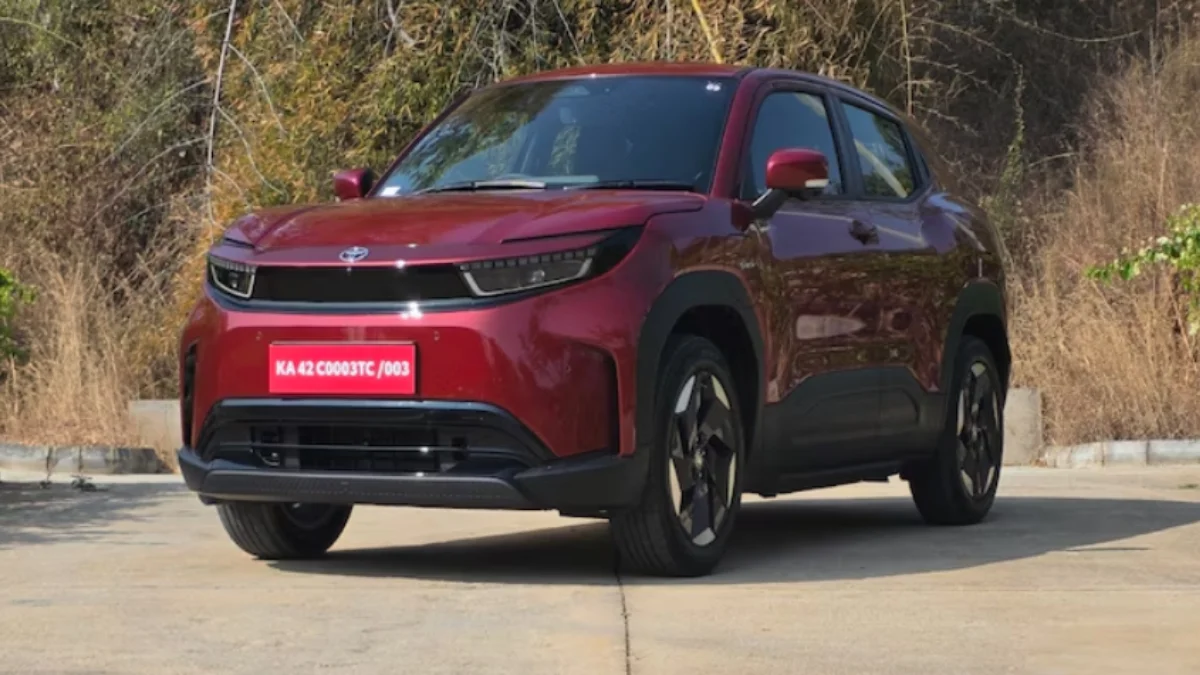 Toyota Urban Cruiser Ebella electric SUV exterior design front view