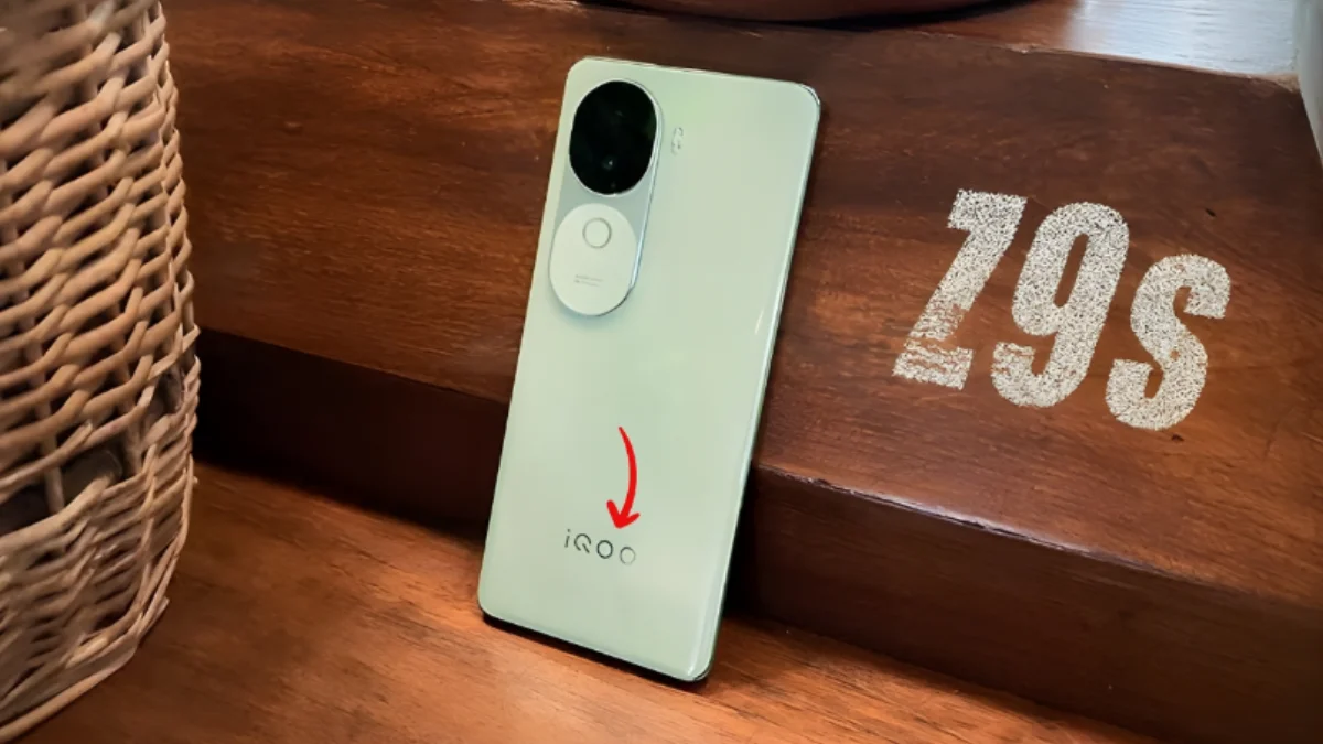 iQOO Z9s 5G smartphone with curved AMOLED display