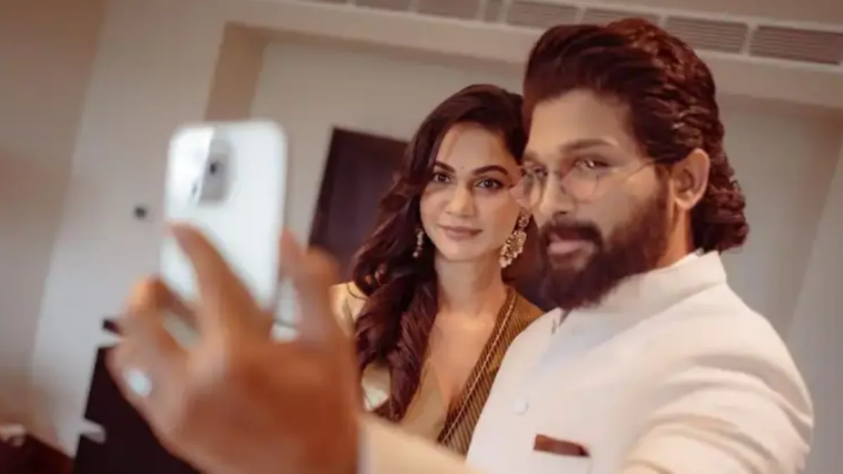 Allu Arjun with wife Sneha Reddy celebrating their 15th wedding anniversary