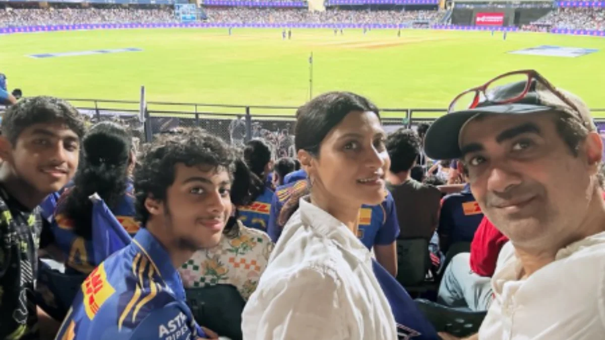 Ranvir Shorey Konkona Sen Sharma with son Haroon rare family photo at cricket match
