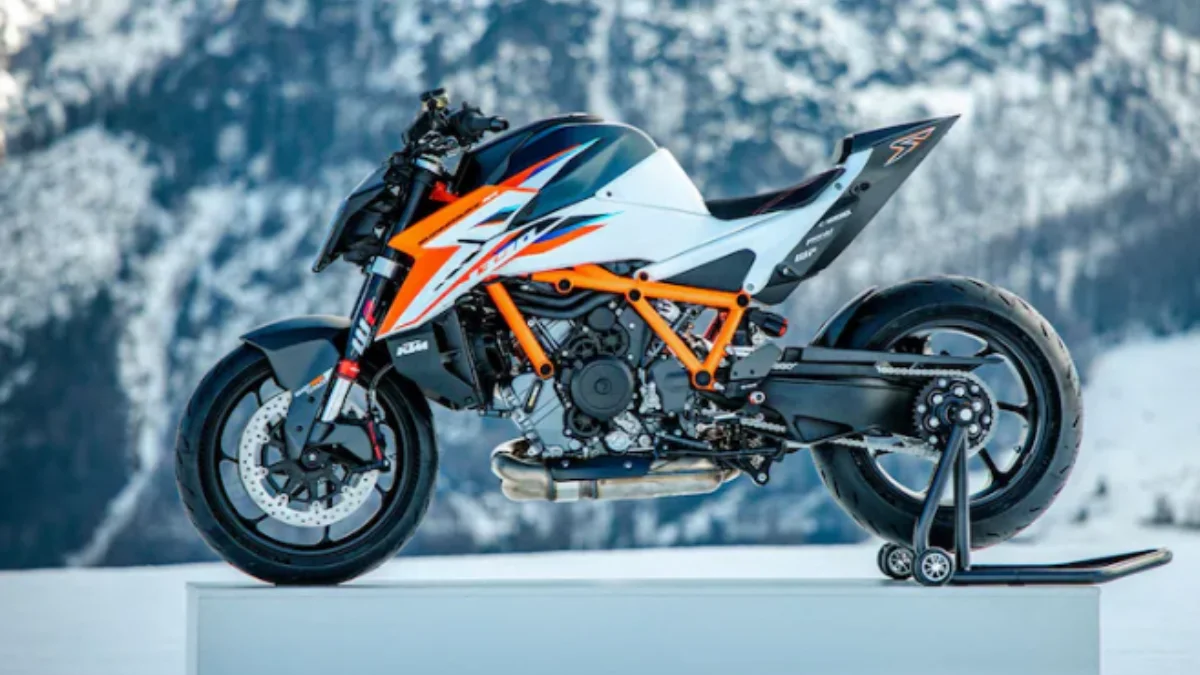 2026 KTM 1390 Super Duke RR high performance naked bike with aggressive design and winglets
