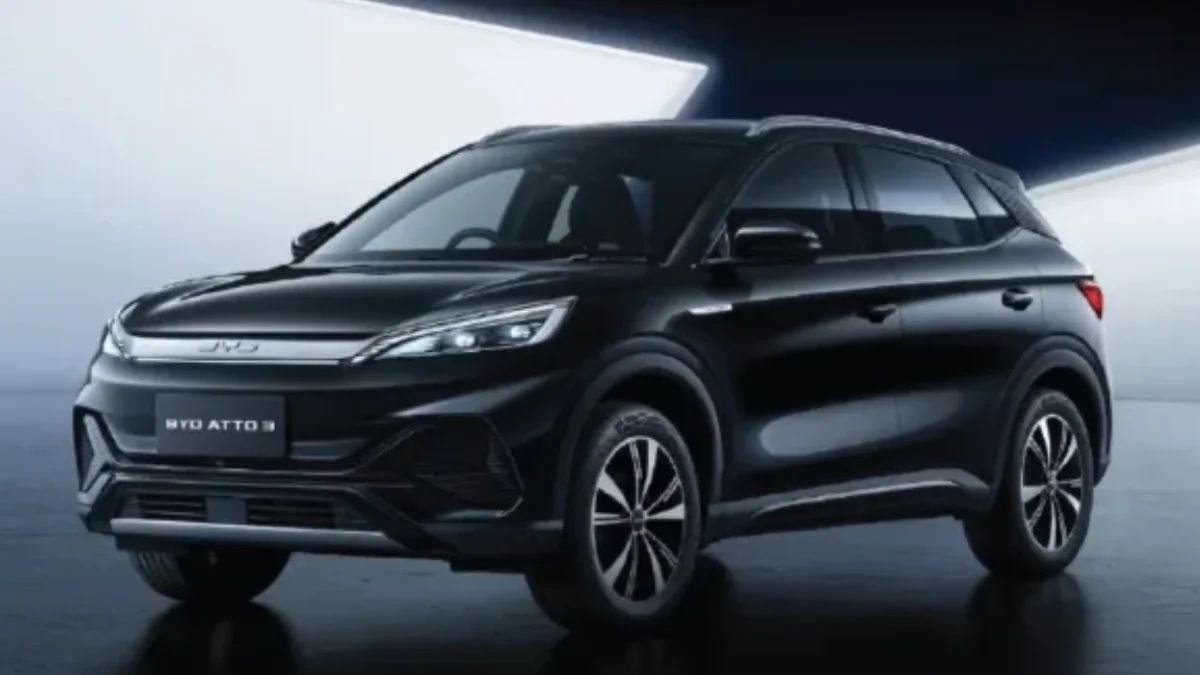 BYD Atto 3 Seal eMax 7 electric car