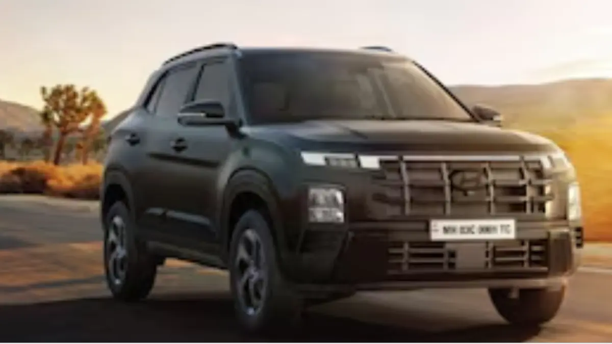 Hyundai Creta mid size SUV India crossing 200000 units sales in FY26 with premium design