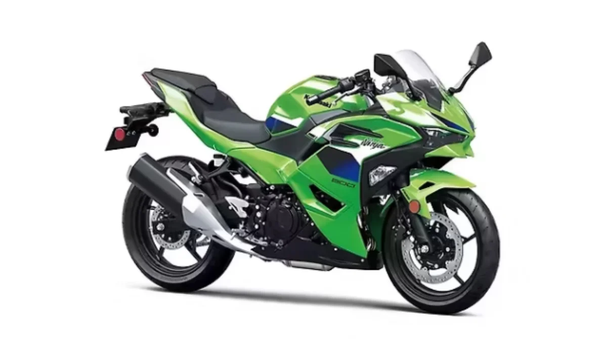 2026 Kawasaki Ninja 500 sports motorcycle in Lime Green color with 451cc twin-cylinder engine launched in India.