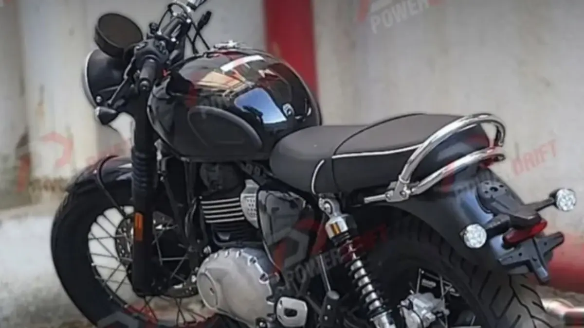 Triumph Bonneville 400 retro motorcycle spotted testing ahead of India launch with classic British styling and 349cc engine.