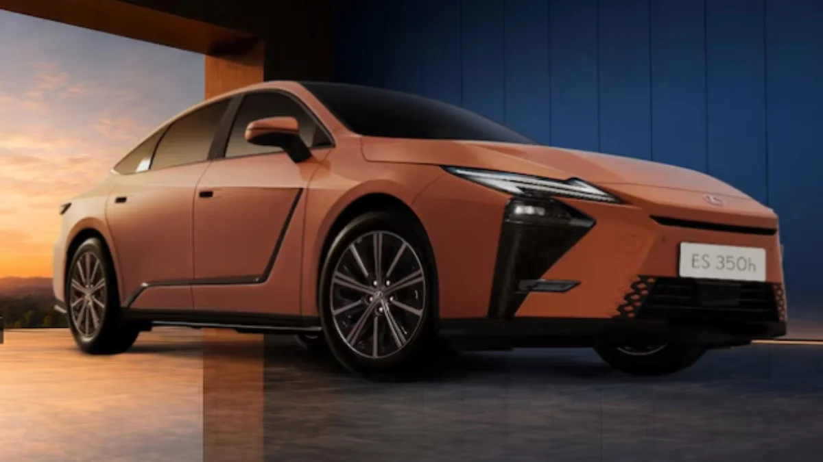 Lexus ES 350h luxury hybrid sedan launched in India with premium design and advanced features