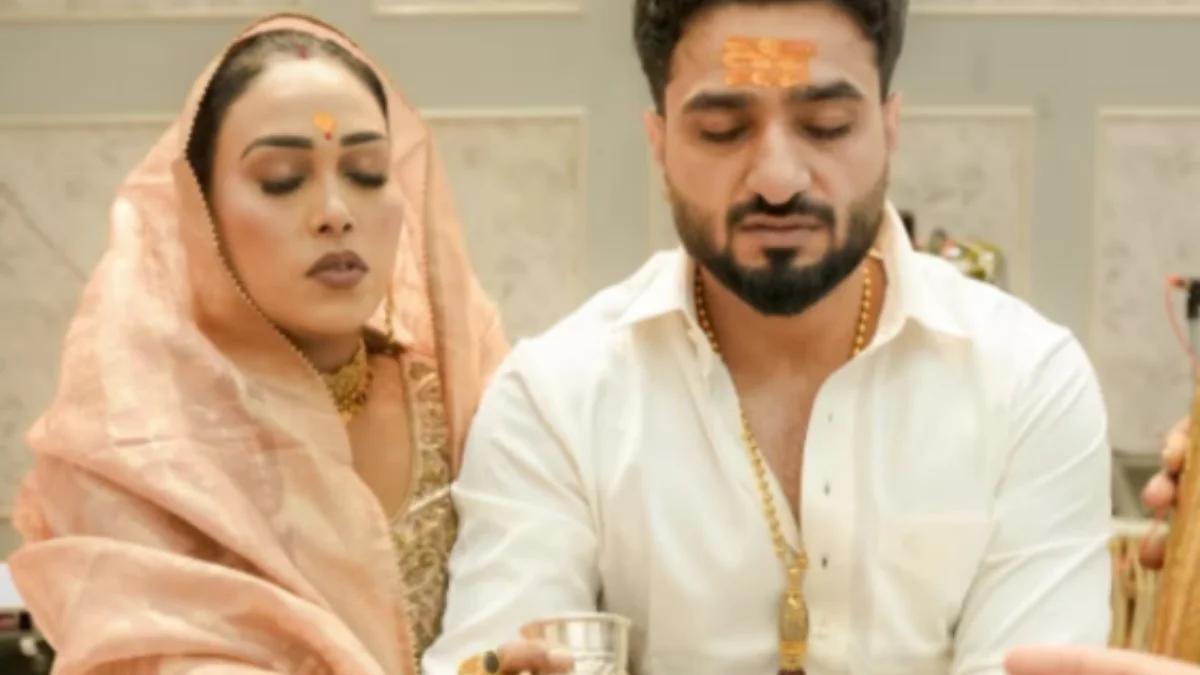 Afsana Khan performing Shivling Rudrabhishek with husband Saajz during Sawan